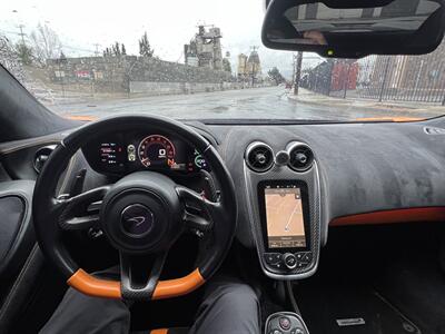 2016 McLaren 570S   - Photo 34 - Canoga Park, CA 91303