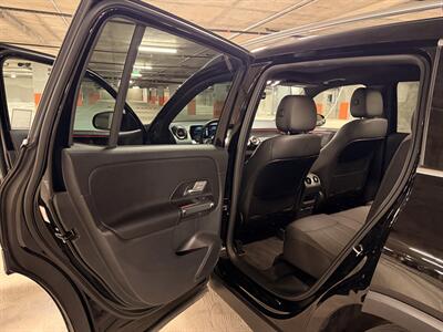 2022 Mercedes-Benz GLB GLB 250   - Photo 16 - Canoga Park, CA 91303