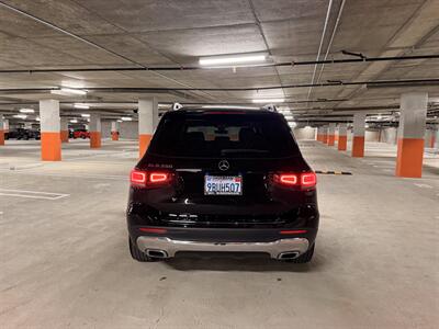 2022 Mercedes-Benz GLB GLB 250   - Photo 8 - Canoga Park, CA 91303