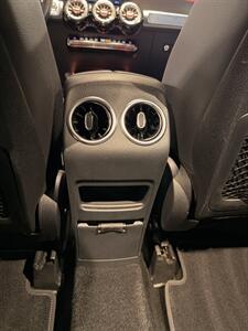2022 Mercedes-Benz GLB GLB 250   - Photo 23 - Canoga Park, CA 91303