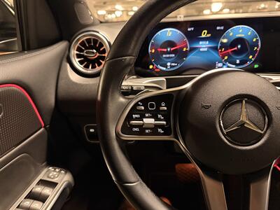 2022 Mercedes-Benz GLB GLB 250   - Photo 35 - Canoga Park, CA 91303