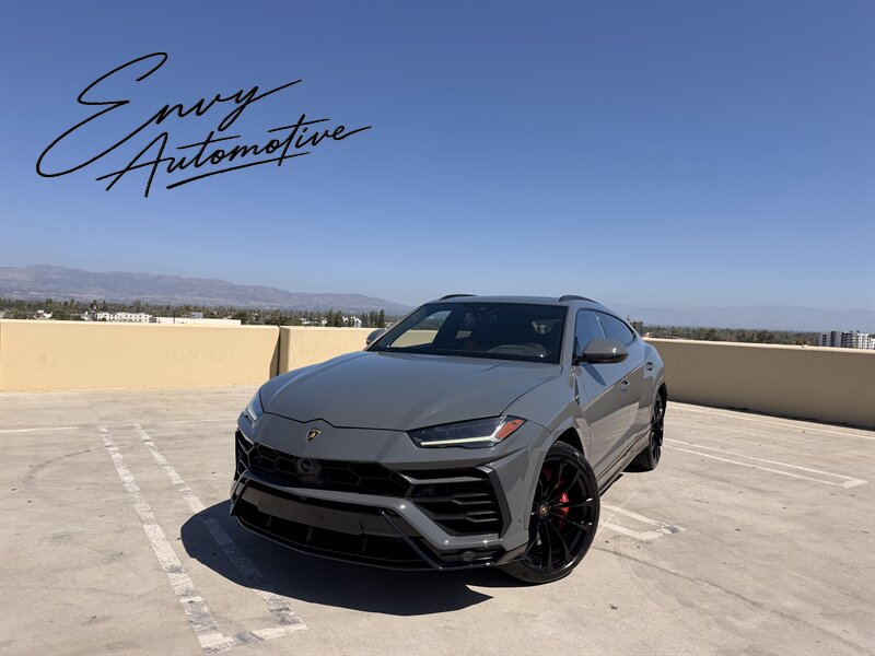 2021 Lamborghini Urus   - Photo 1 - Canoga Park, CA 91303