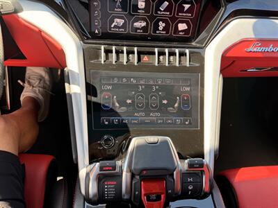 2021 Lamborghini Urus - Photo 46 - Canoga Park, CA 91303