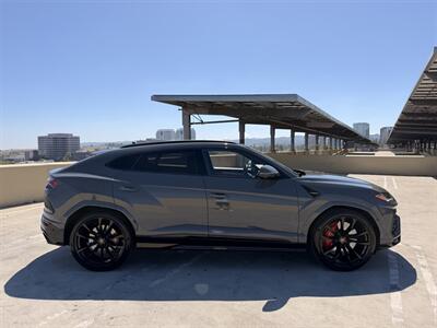 2021 Lamborghini Urus - Photo 9 - Canoga Park, CA 91303