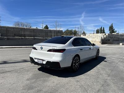 2024 BMW 7 Series 740i   - Photo 4 - Canoga Park, CA 91303