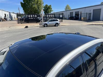 2024 BMW 7 Series 740i   - Photo 12 - Canoga Park, CA 91303