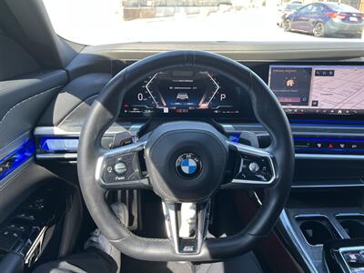 2024 BMW 7 Series 740i   - Photo 34 - Canoga Park, CA 91303