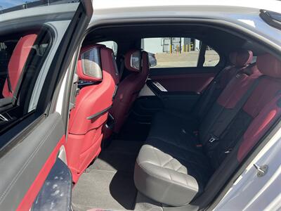 2024 BMW 7 Series 740i   - Photo 19 - Canoga Park, CA 91303