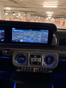 2025 Mercedes-Benz AMG G 63   - Photo 34 - Canoga Park, CA 91303