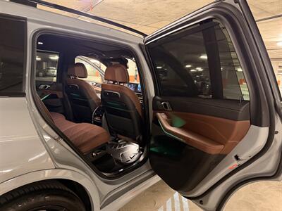 2024 BMW X7 xDrive40i   - Photo 19 - Canoga Park, CA 91303