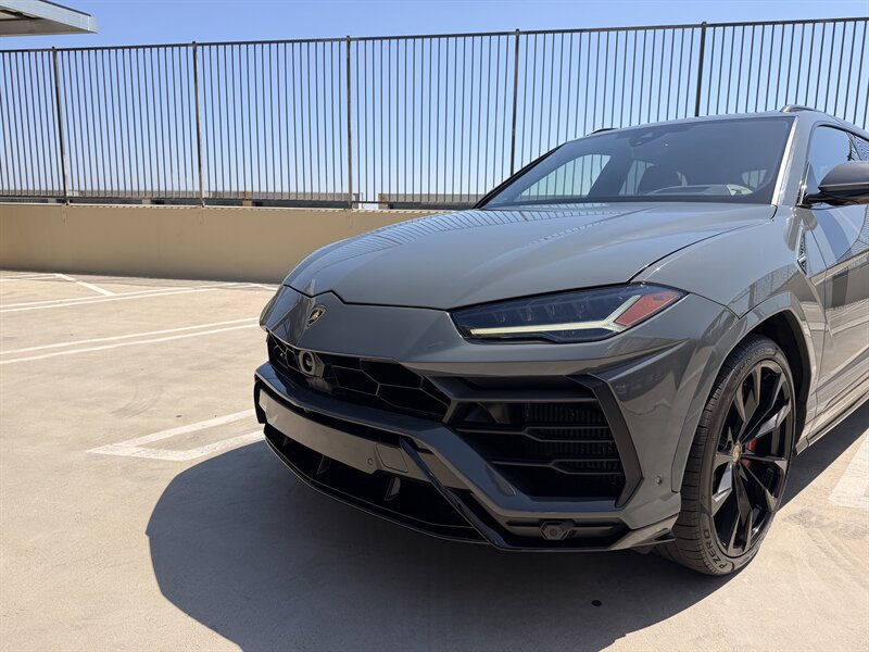 2021 Lamborghini Urus - Photo 17 - Canoga Park, CA 91303