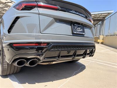 2021 Lamborghini Urus - Photo 10 - Canoga Park, CA 91303