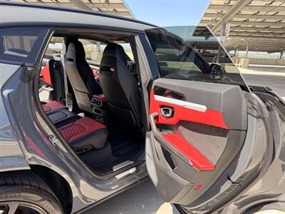 2021 Lamborghini Urus - Photo 22 - Canoga Park, CA 91303