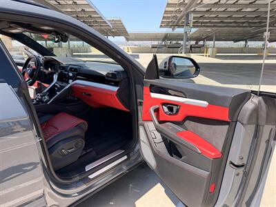 2021 Lamborghini Urus - Photo 24 - Canoga Park, CA 91303