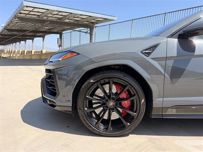 2021 Lamborghini Urus - Photo 16 - Canoga Park, CA 91303