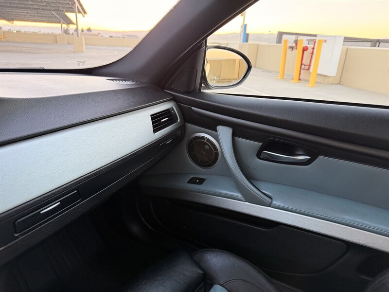 2011 BMW M3 - Photo 46 - Canoga Park, CA 91303