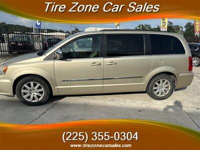 2011 Chrysler Town & Country Touring-L   - Photo 2 - Baton Rouge, LA 70805