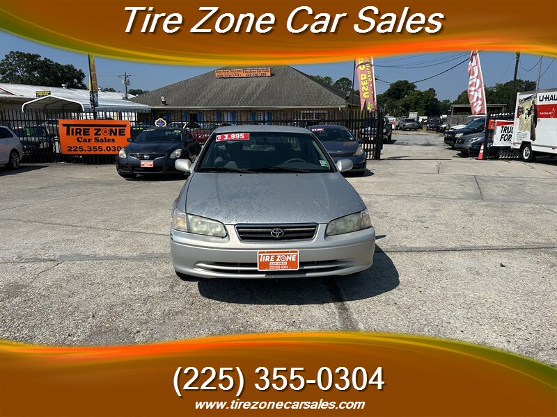 2001 Toyota Camry LE  