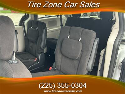 2014 Dodge Grand Caravan SXT - Photo 8 - Baton Rouge, LA 70805