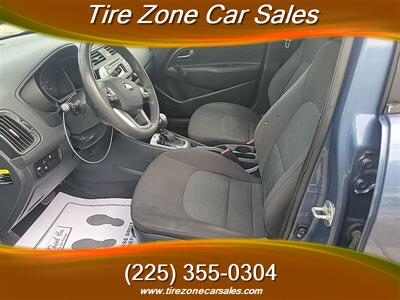 2016 Kia Rio LX   - Photo 2 - Baton Rouge, LA 70805
