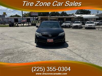 2014 Toyota Camry SE Sedan