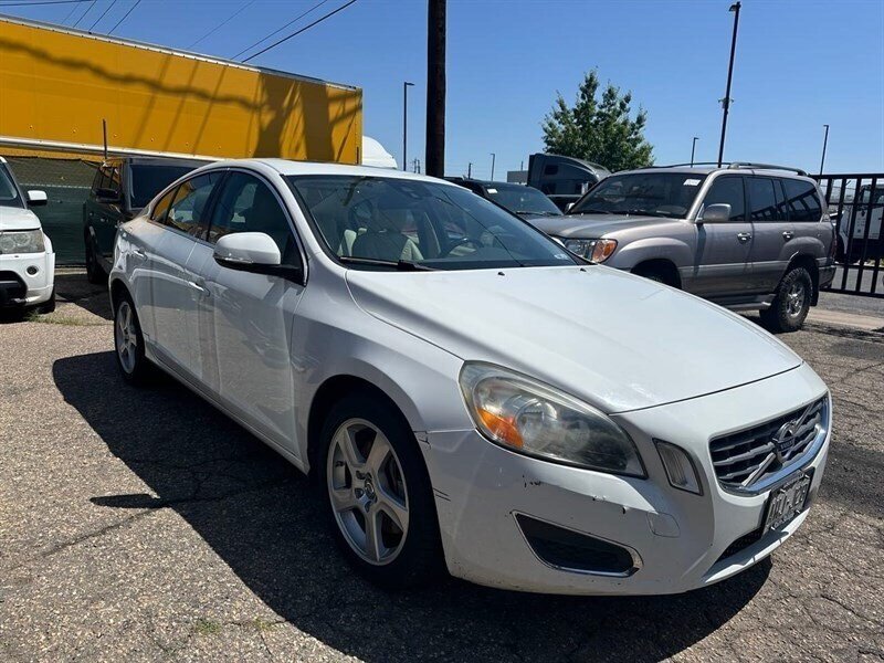 2012 Volvo S60 T5 - Photo 1 - Commerce City, CO 80022
