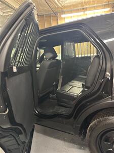 2017 Ford Explorer Police Interceptor Utility   - Photo 16 - Commerce City, CO 80022