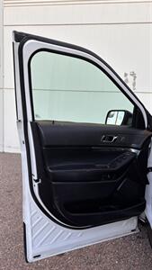 2016 Ford Explorer Police Interceptor Utilit   - Photo 19 - Commerce City, CO 80022