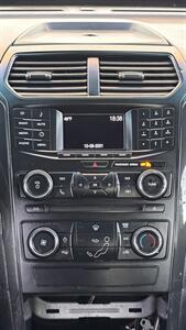 2016 Ford Explorer Police Interceptor Utilit   - Photo 11 - Commerce City, CO 80022