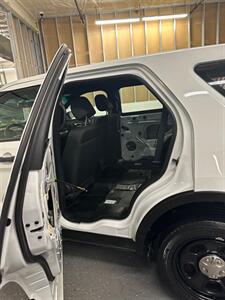 2016 Ford Explorer Police Interceptor Utility   - Photo 9 - Commerce City, CO 80022