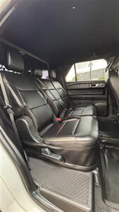 2020 Ford Explorer Police Interceptor Utilit   - Photo 19 - Commerce City, CO 80022