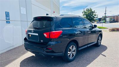 2018 Nissan Pathfinder   - Photo 2 - Commerce City, CO 80022