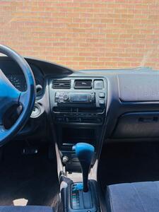 1995 Toyota Corolla   - Photo 9 - Commerce City, CO 80022