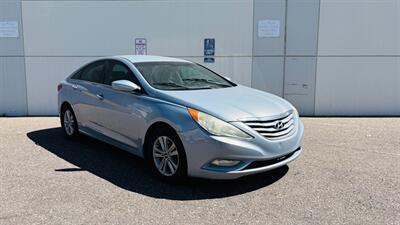 2013 Hyundai SONATA GLS   - Photo 1 - Commerce City, CO 80022