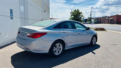 2013 Hyundai SONATA GLS   - Photo 2 - Commerce City, CO 80022