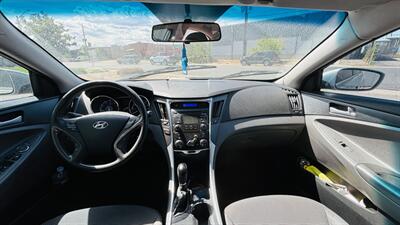 2013 Hyundai SONATA GLS   - Photo 10 - Commerce City, CO 80022