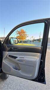 2014 Toyota Tacoma PreRunner   - Photo 26 - Commerce City, CO 80022