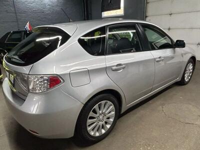 2011 Subaru Impreza 2.5i Premium Sport Wagon 4D   - Photo 7 - Chicago, IL 60641