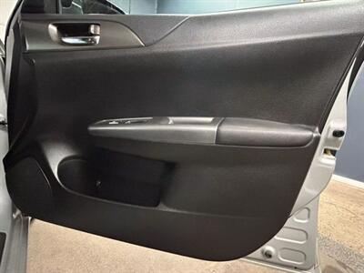 2011 Subaru Impreza 2.5i Premium Sport Wagon 4D   - Photo 9 - Chicago, IL 60641