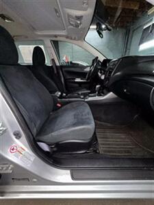 2011 Subaru Impreza 2.5i Premium Sport Wagon 4D   - Photo 10 - Chicago, IL 60641