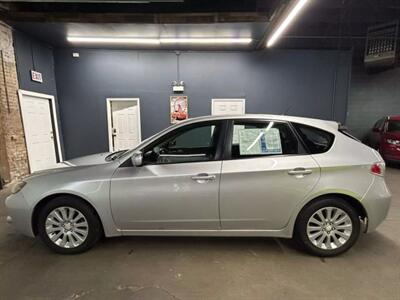 2011 Subaru Impreza 2.5i Premium Sport Wagon 4D   - Photo 4 - Chicago, IL 60641