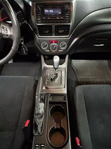 2011 Subaru Impreza 2.5i Premium Sport Wagon 4D   - Photo 16 - Chicago, IL 60641