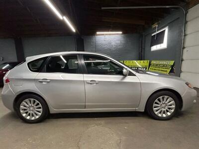 2011 Subaru Impreza 2.5i Premium Sport Wagon 4D   - Photo 8 - Chicago, IL 60641