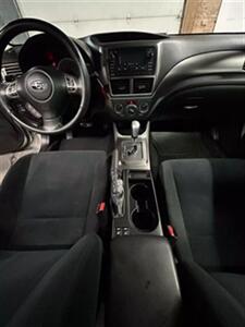 2011 Subaru Impreza 2.5i Premium Sport Wagon 4D   - Photo 14 - Chicago, IL 60641