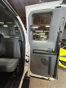 2016 Ford F-250 XL Pickup 4D 8 ft   - Photo 18 - Chicago, IL 60641