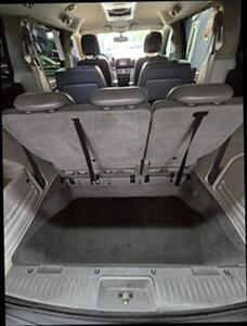 2010 Volkswagen Routan SE Minivan 4D   - Photo 21 - Chicago, IL 60641