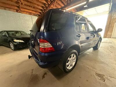 2000 Mercedes-Benz ML 430 Sport Utility 4D  SUV - Photo 4 - Chicago, IL 60641