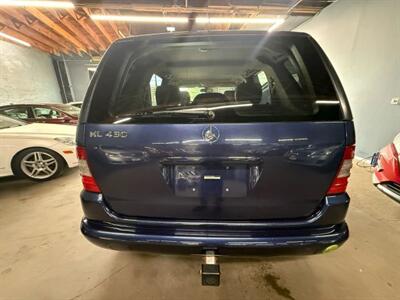 2000 Mercedes-Benz ML 430 Sport Utility 4D  SUV - Photo 5 - Chicago, IL 60641