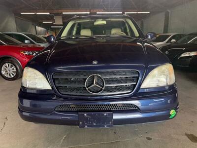2000 Mercedes-Benz ML 430 Sport Utility 4D  SUV - Photo 2 - Chicago, IL 60641