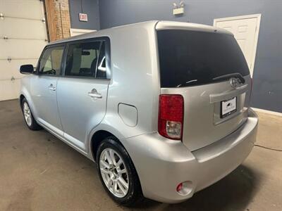 2011 Scion xB Hatchback 4D   - Photo 4 - Chicago, IL 60641